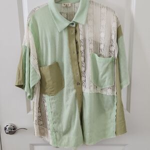 POL Mint and Cream Lace Accent Top